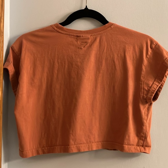 Bundle of two Gymshark crop t-shirt size medium - Picture 5 of 6